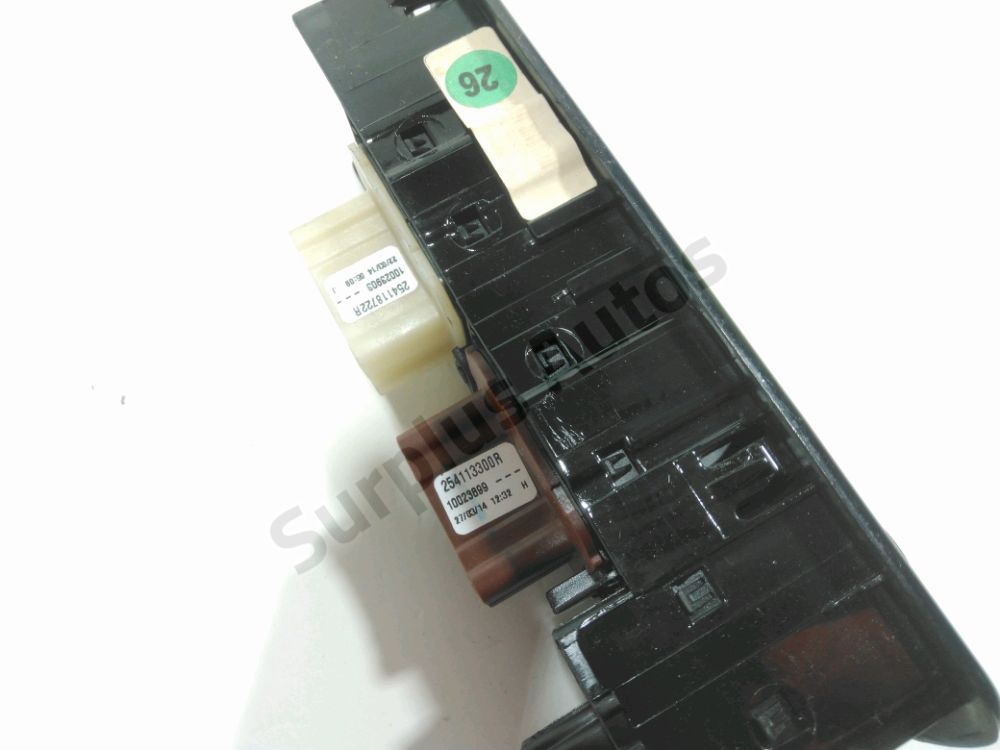 Commande lève-vitre avant gauche