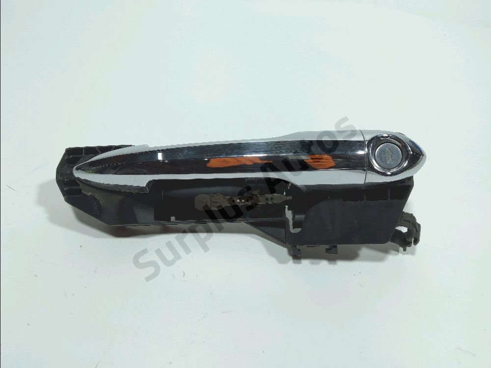 Poignée extérieure avant gauche