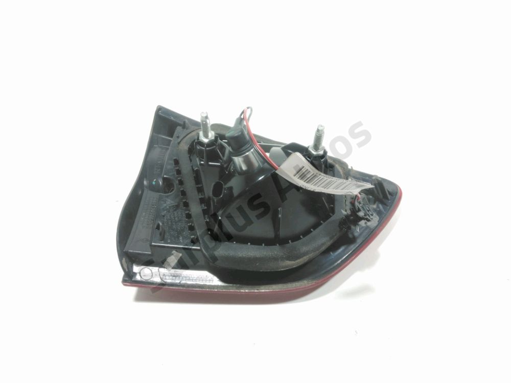 Feu arrière intérieur droit