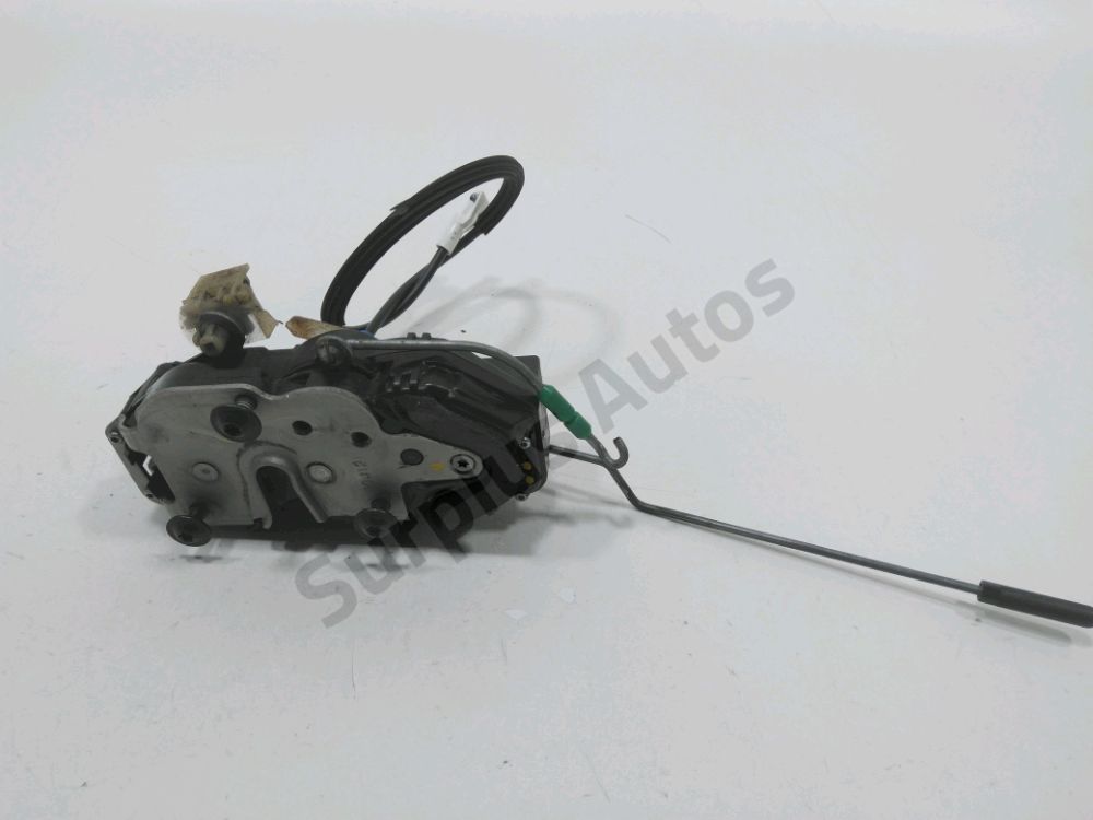 Serrure de porte avant gauche