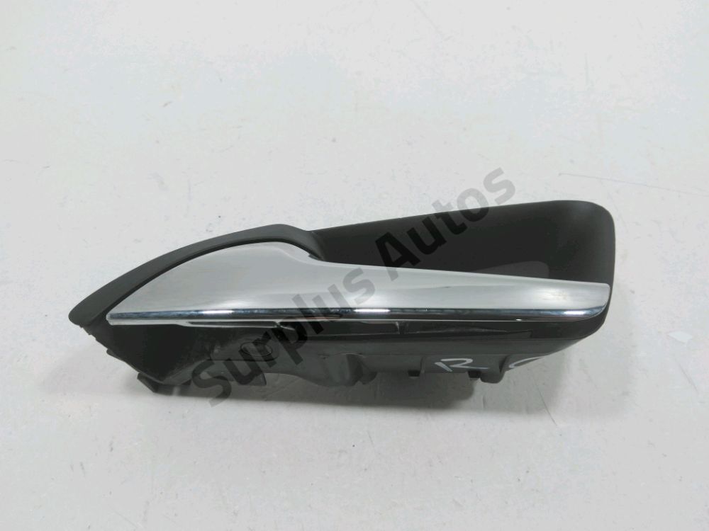 Poignée intérieure porte arrière gauche