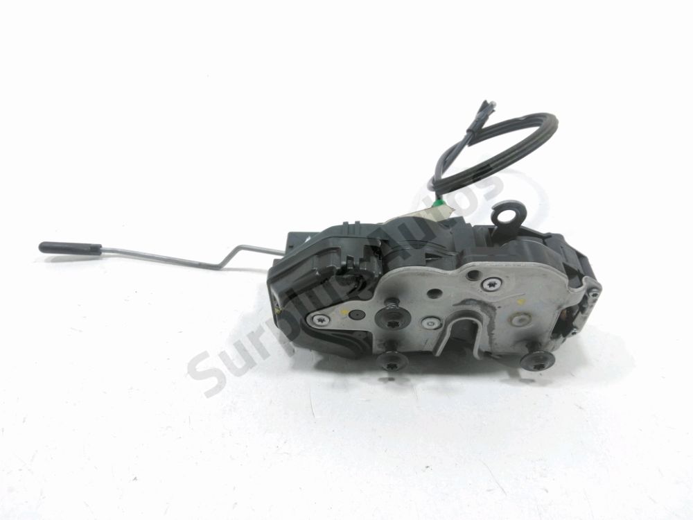 Serrure de porte arriere droite