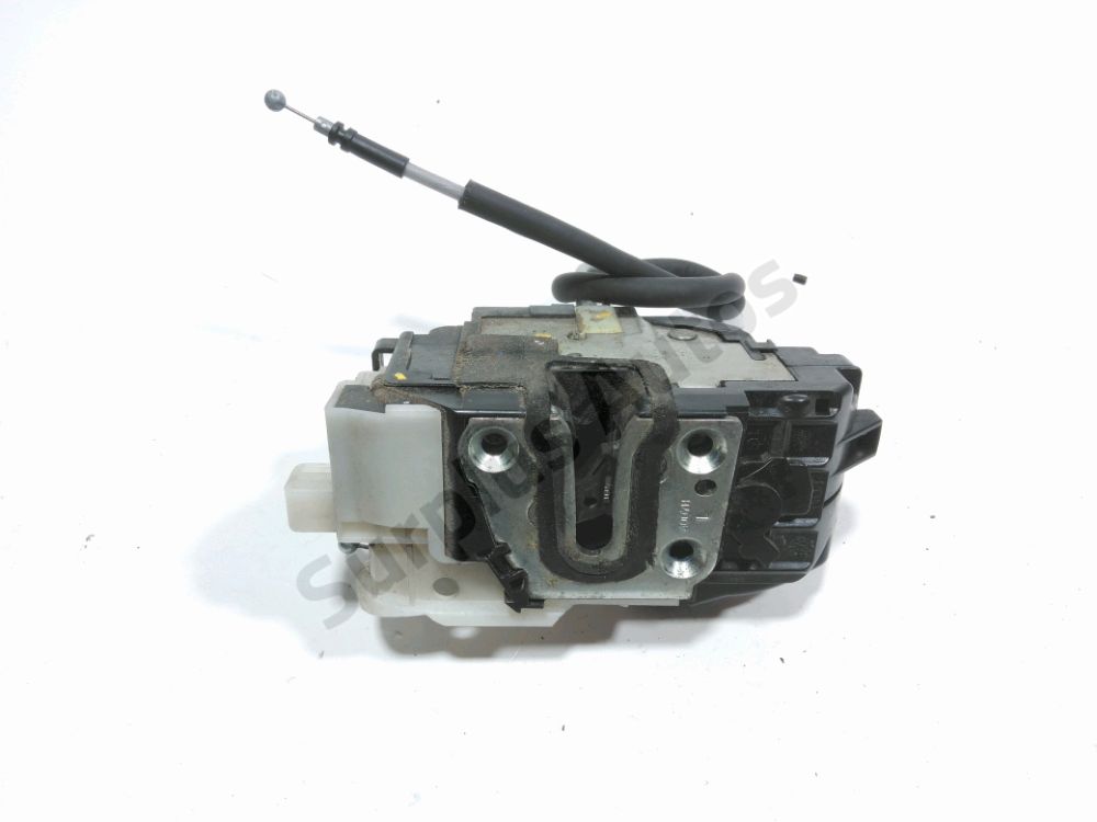 Serrure de porte avant gauche