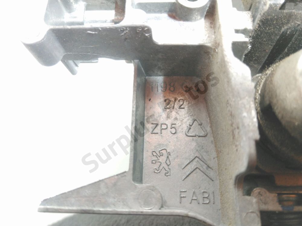 Poignée extérieure avant gauche