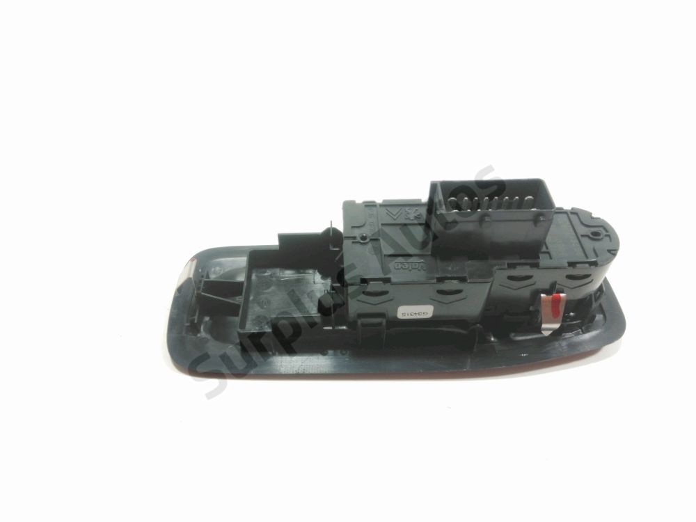 Commande lève-vitre avant gauche