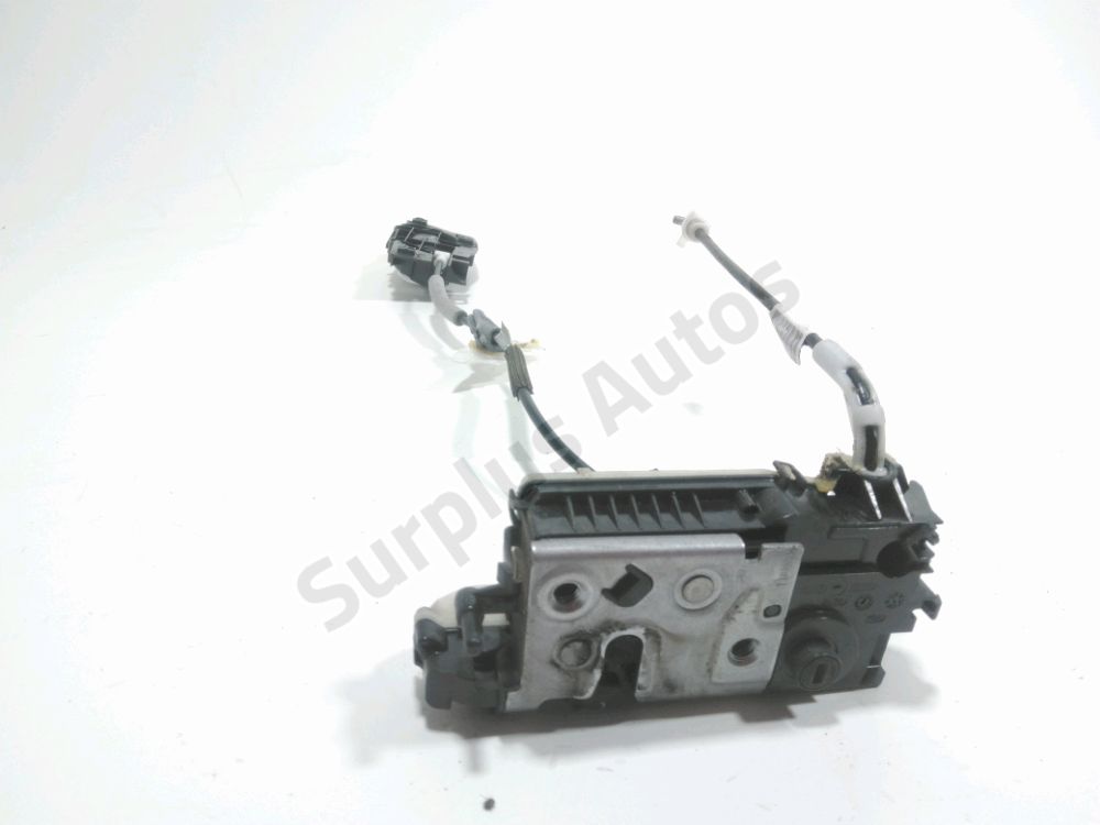 Serrure de porte arrière droite