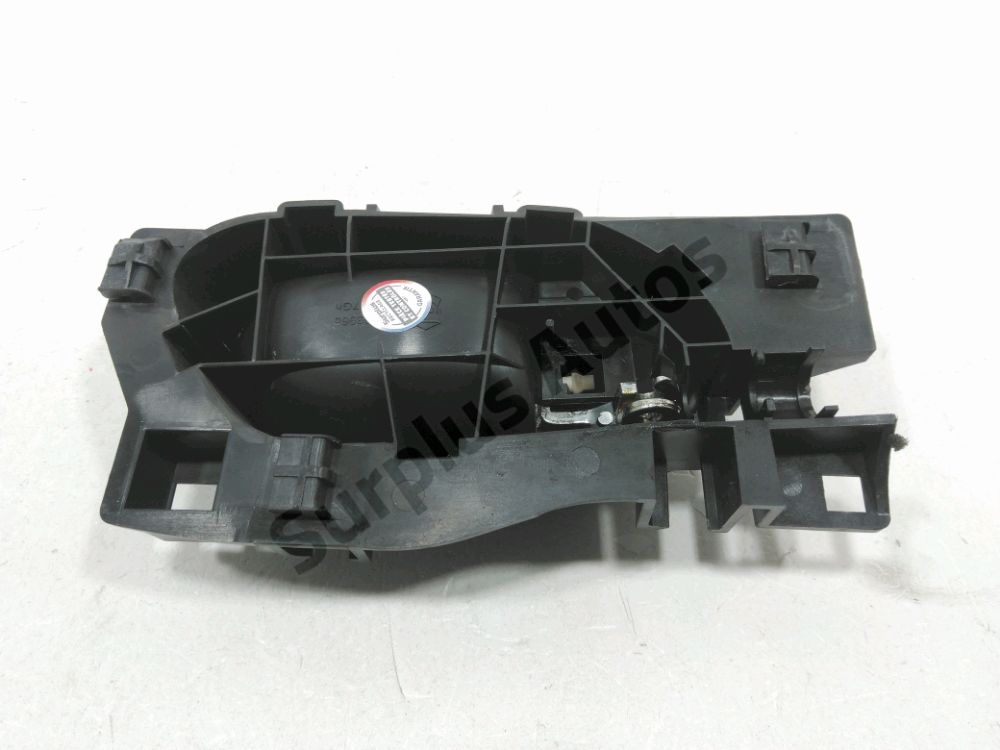 Poignée intérieure porte avant gauche