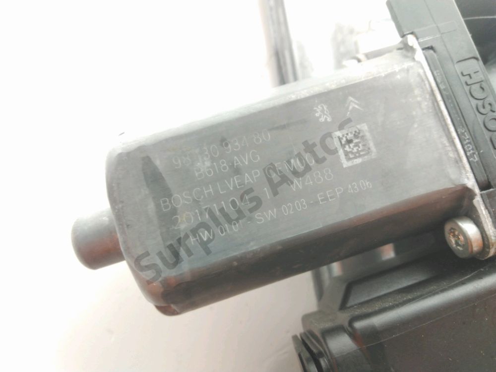 Lève-vitre électrique avant gauche