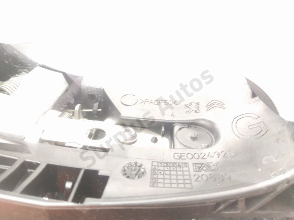 Poignée extérieure avant gauche