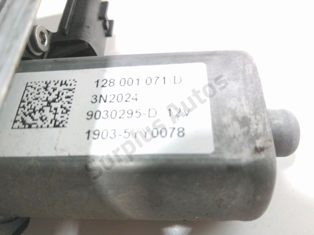 Lève-vitre électrique avant droit