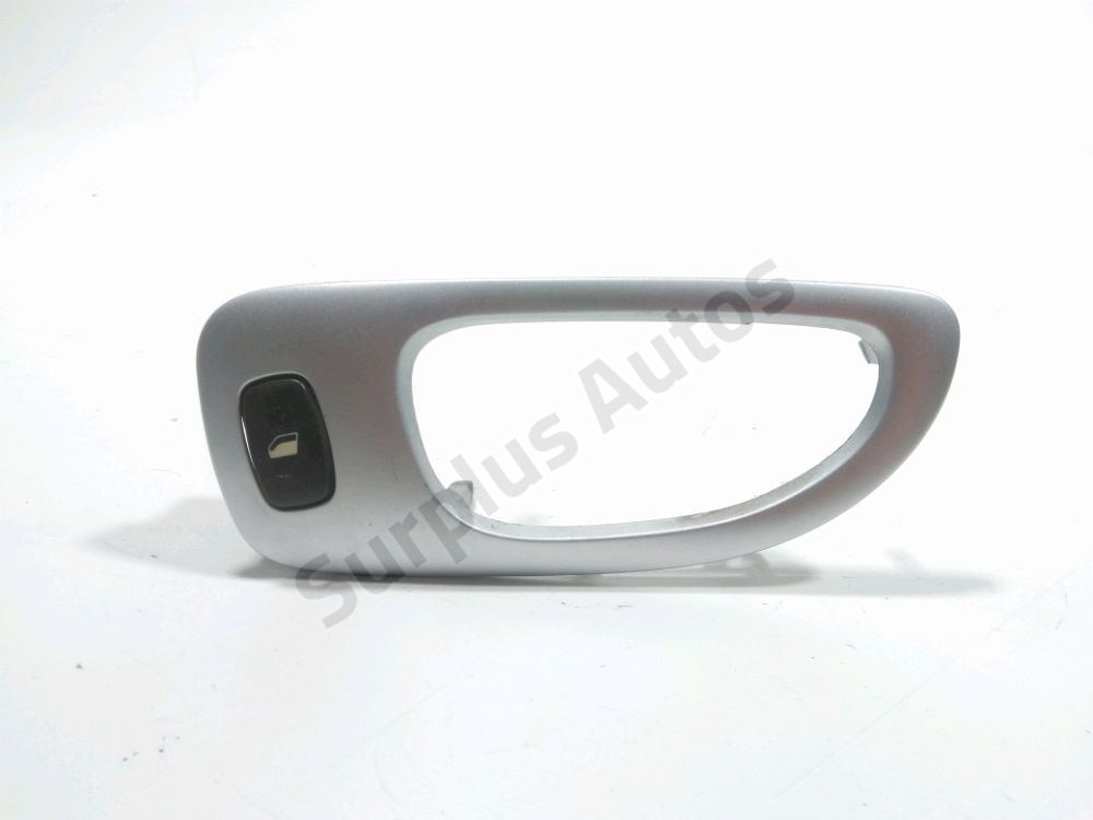 Commande leve-vitre arriere droit