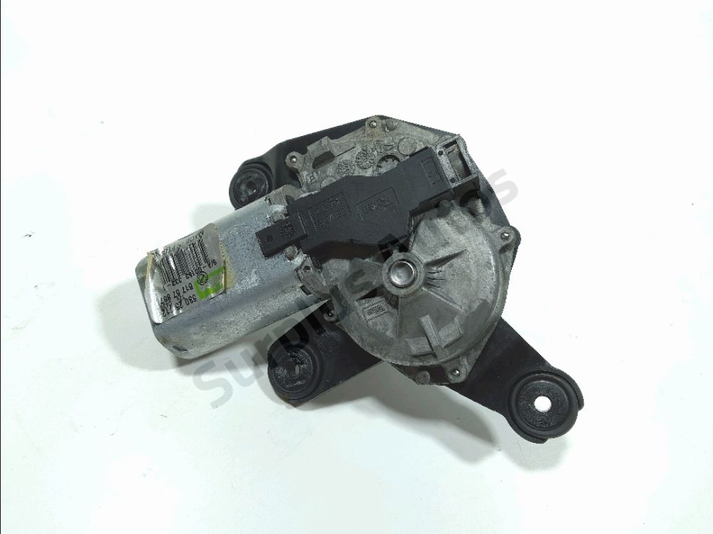 Moteur d'essuie glace arrière