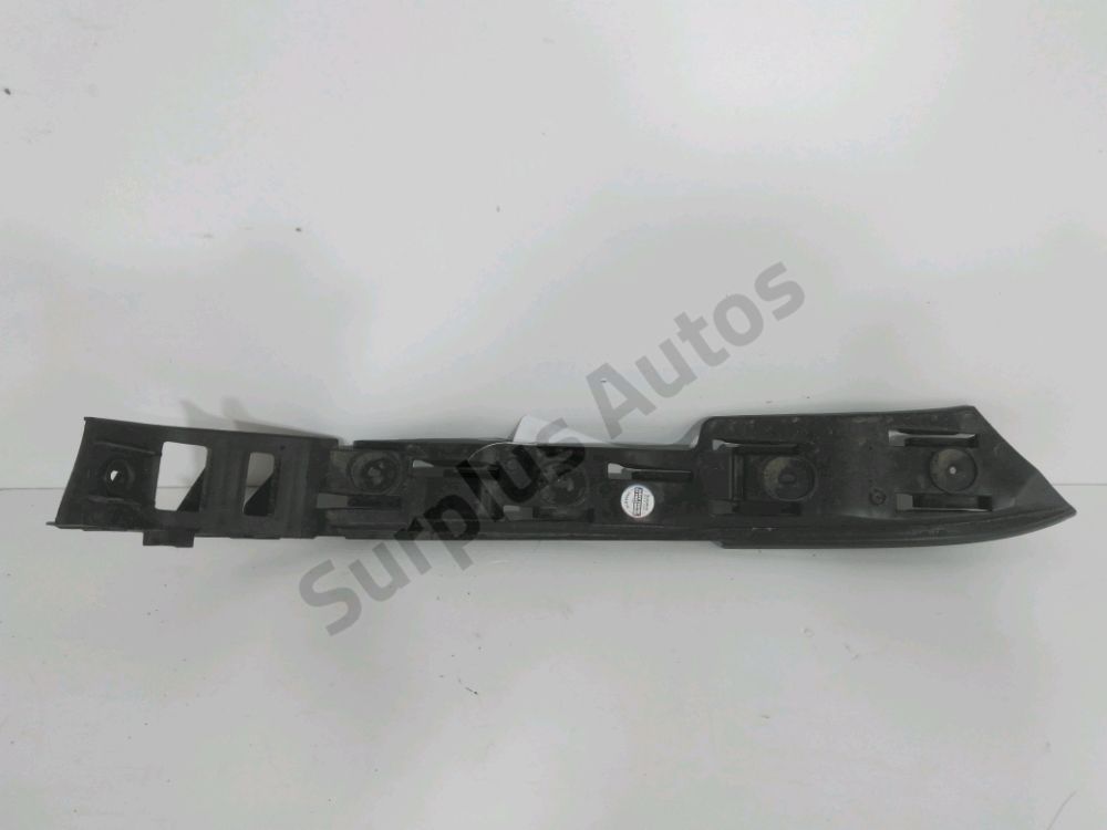 Support droit de pare-choc arrière