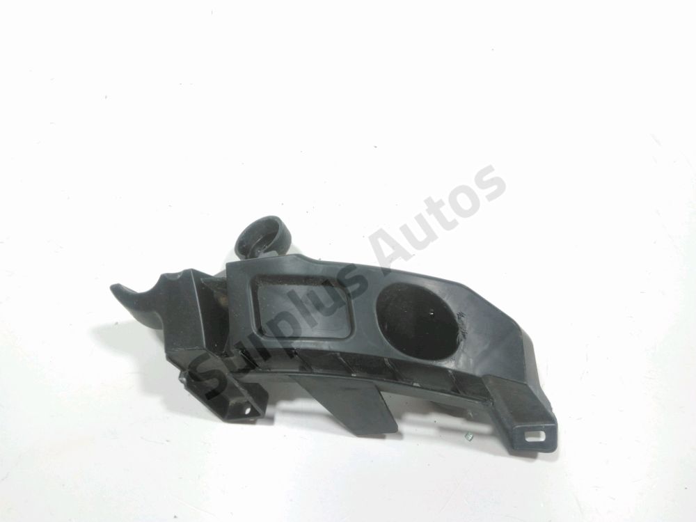 Support droit de pare-choc arrière