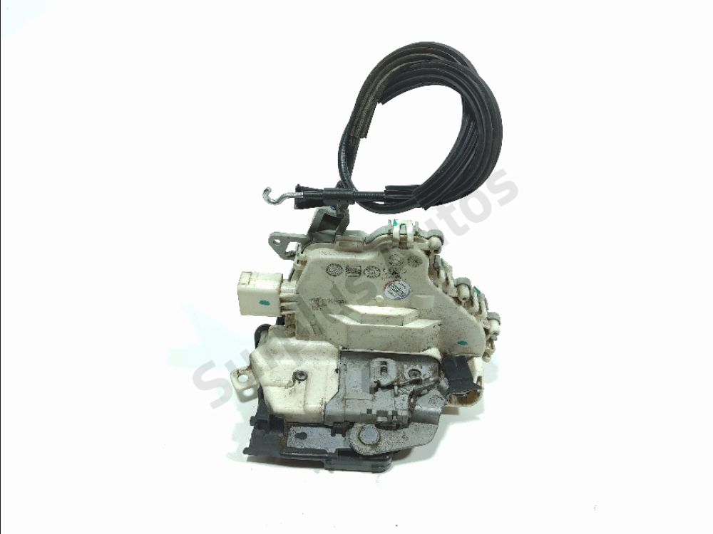 Serrure de porte avant gauche