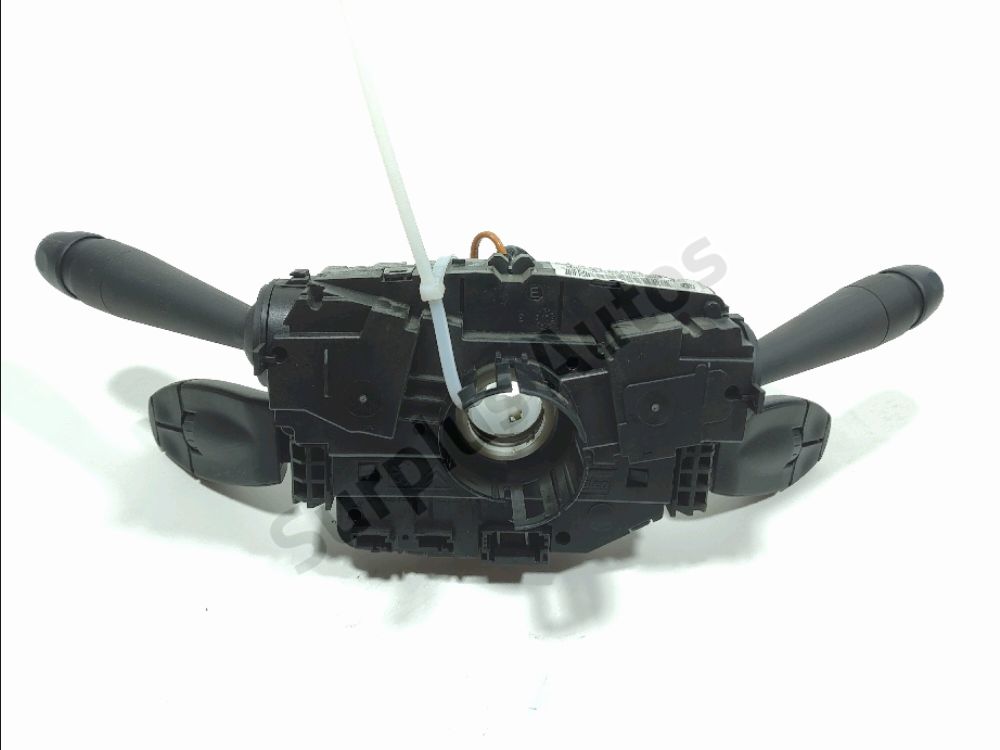 Commande sous-volant