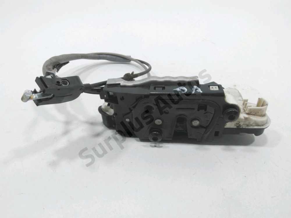 Serrure de porte avant gauche