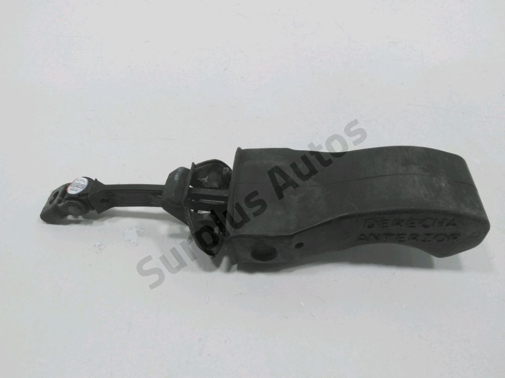 Tirant de porte avant droit