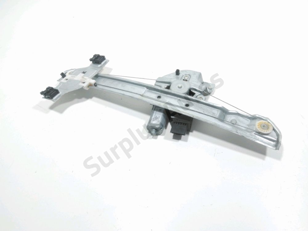 Lève-vitre électrique avant droit