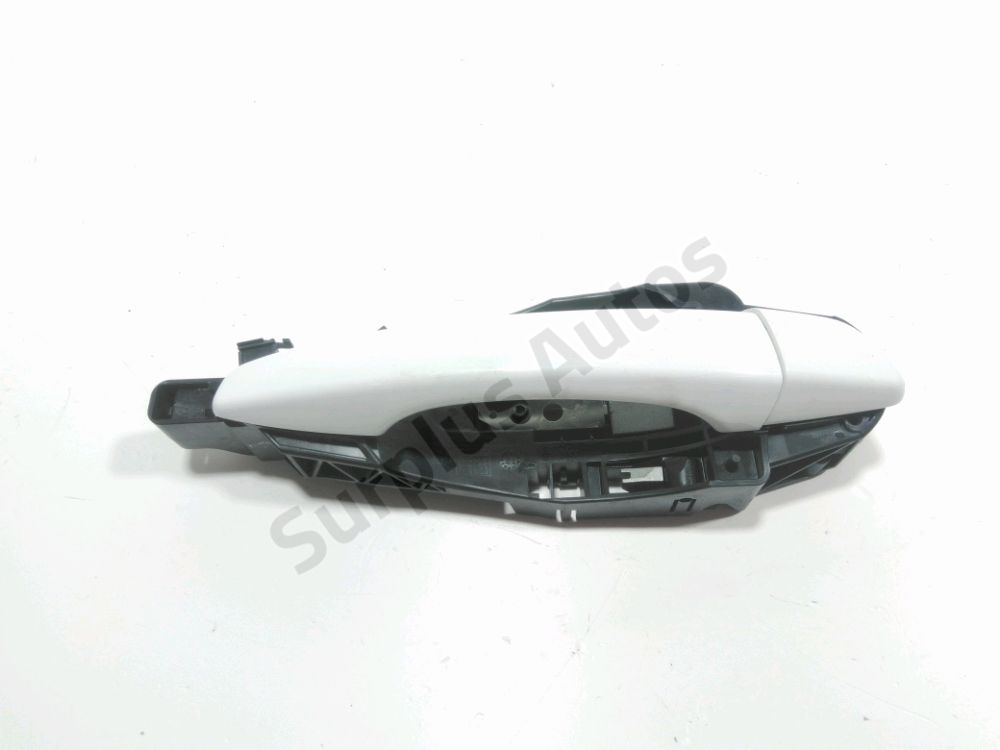 Poignee exterieure avant droite