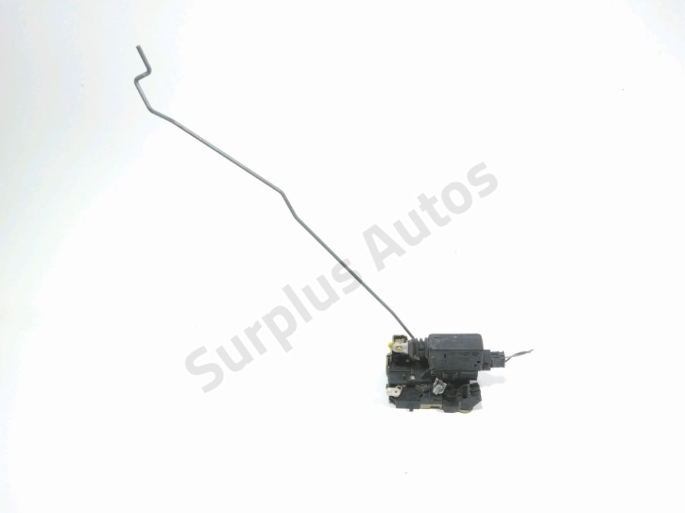 Serrure de porte avant droite