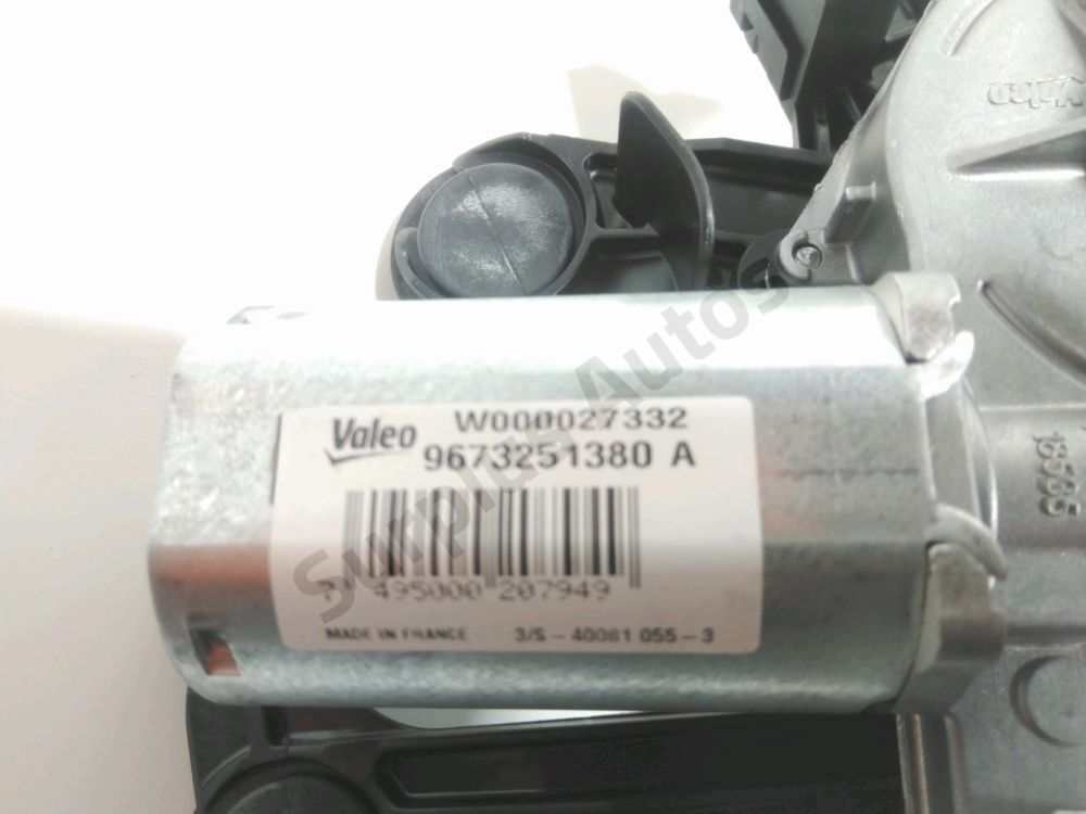 Moteur d'essuie glace arrière