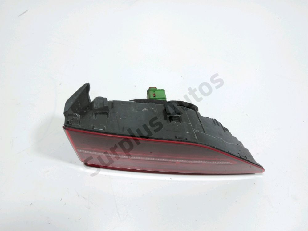 Feu arrière intérieur droit