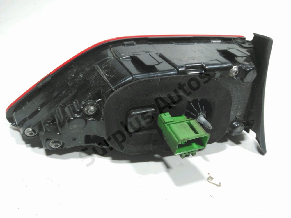 Feu arrière intérieur droit