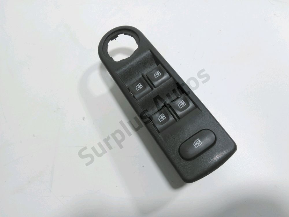 Commande lève-vitre avant gauche