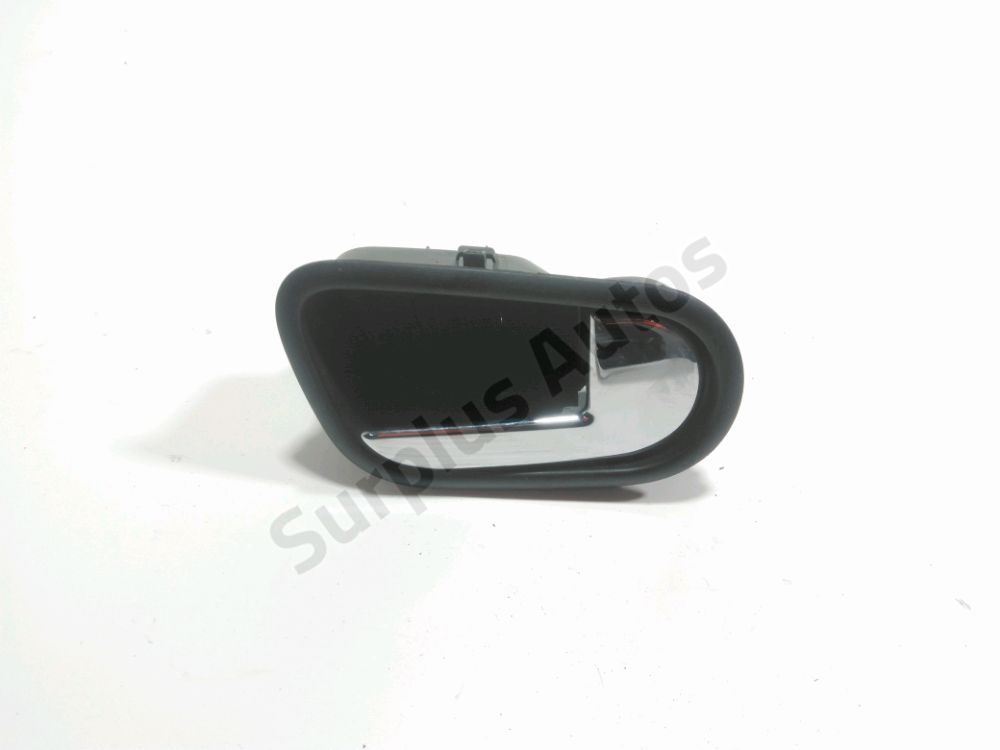 Poignée intérieure porte avant droite