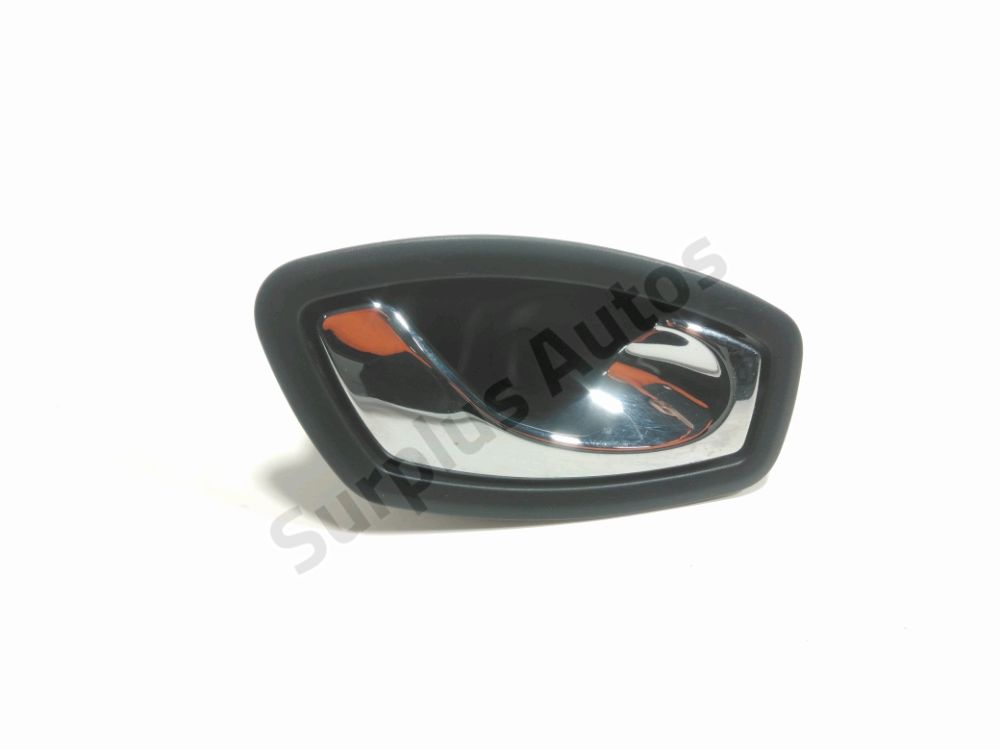 Poignee interieure porte arriere droite