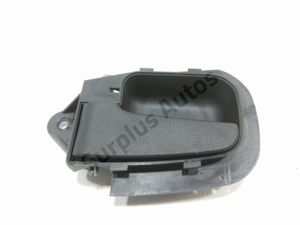 Poignée intérieure porte avant gauche