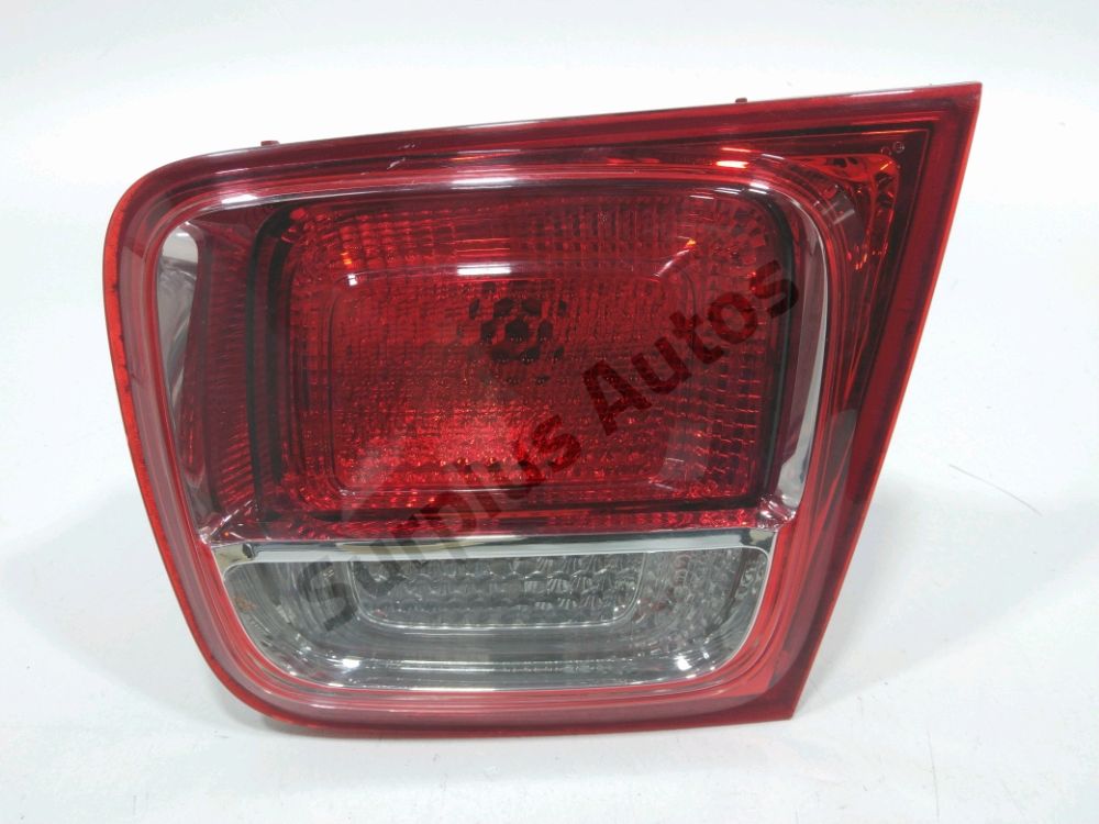 Feu arrière intérieur droit