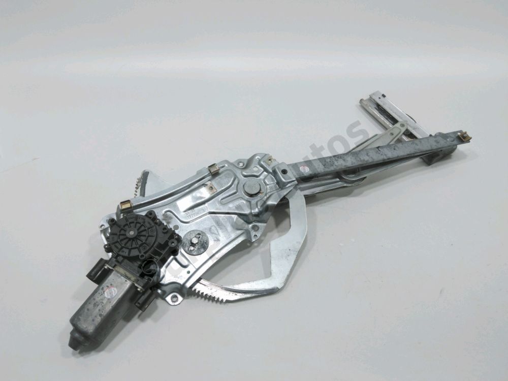 Lève-vitre électrique avant droit