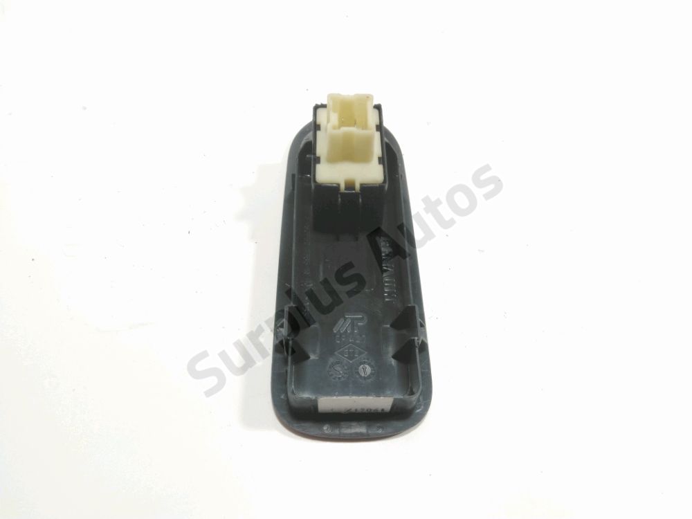 Commande lève-vitre avant droit