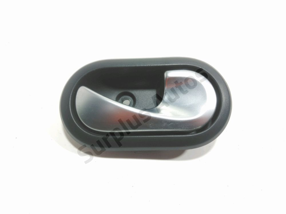 Poignée intérieure porte avant droite