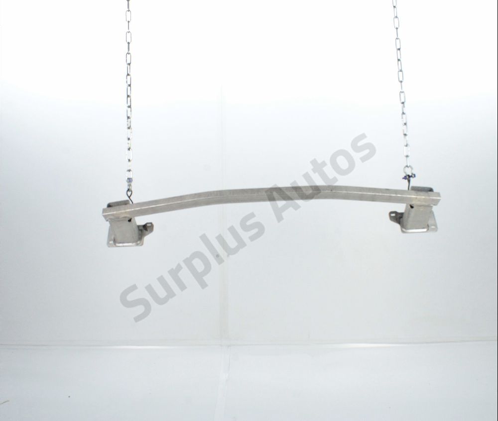 Traverse inférieure armature avant