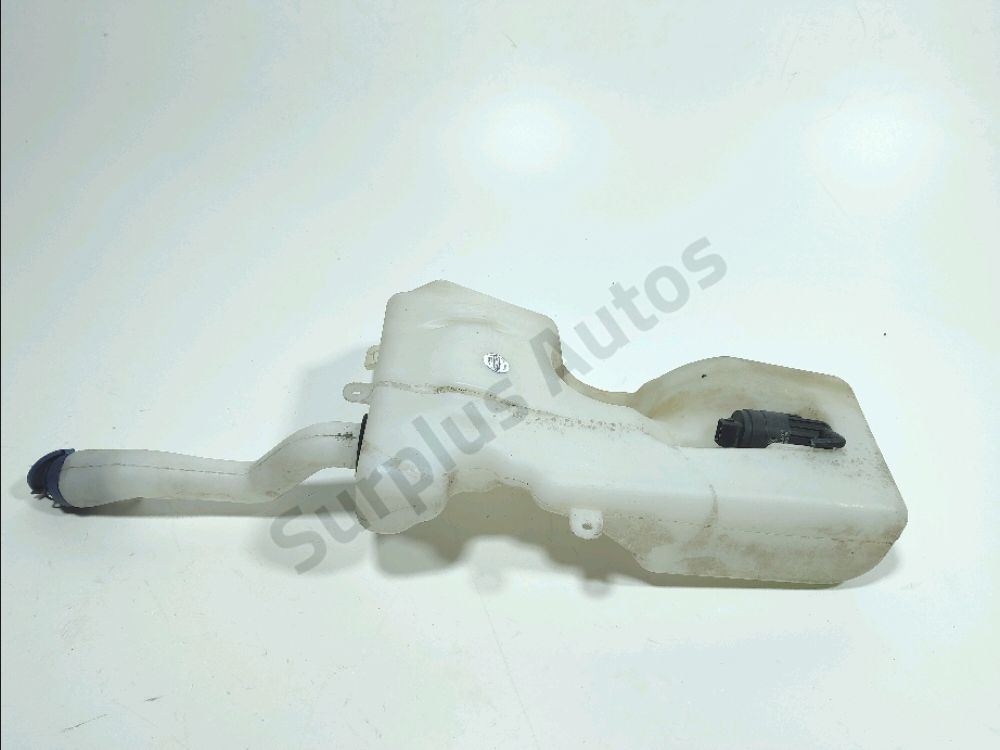 Réservoir de lave glace avant