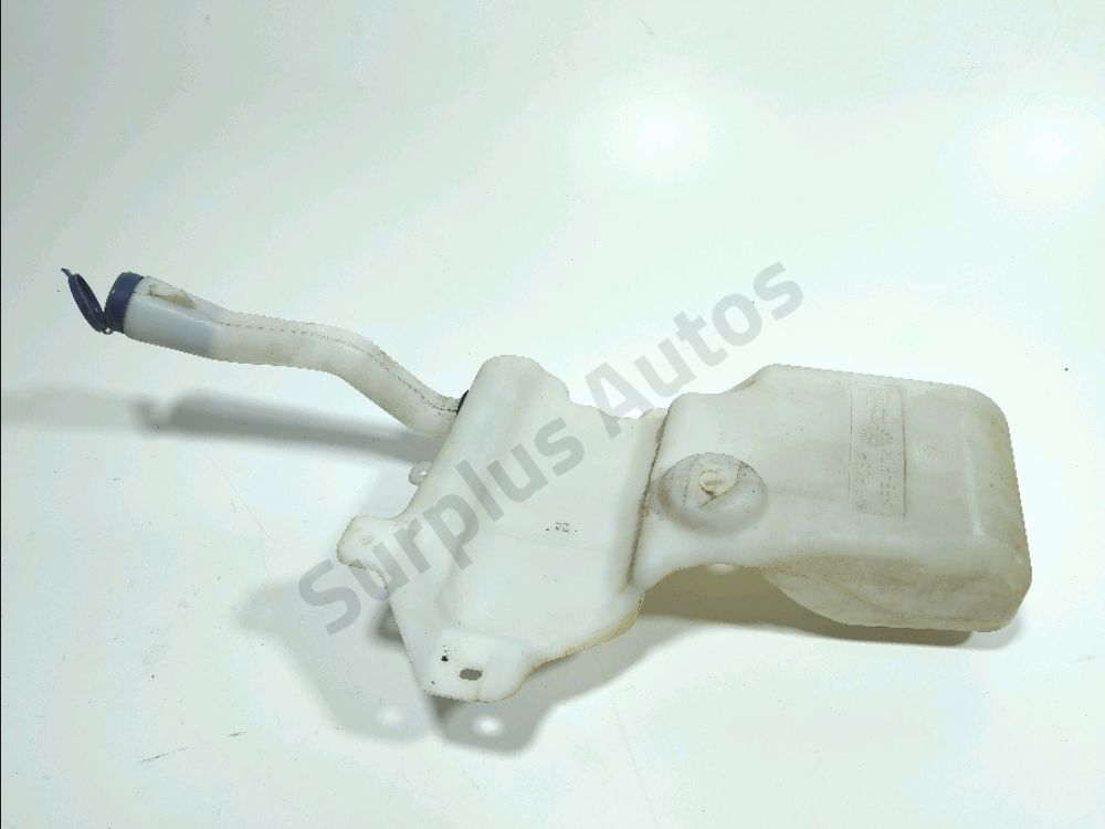 Réservoir de lave glace avant