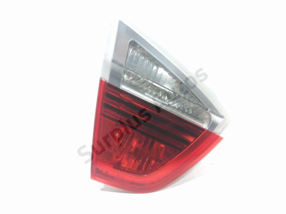 Feu arriere interieur gauche