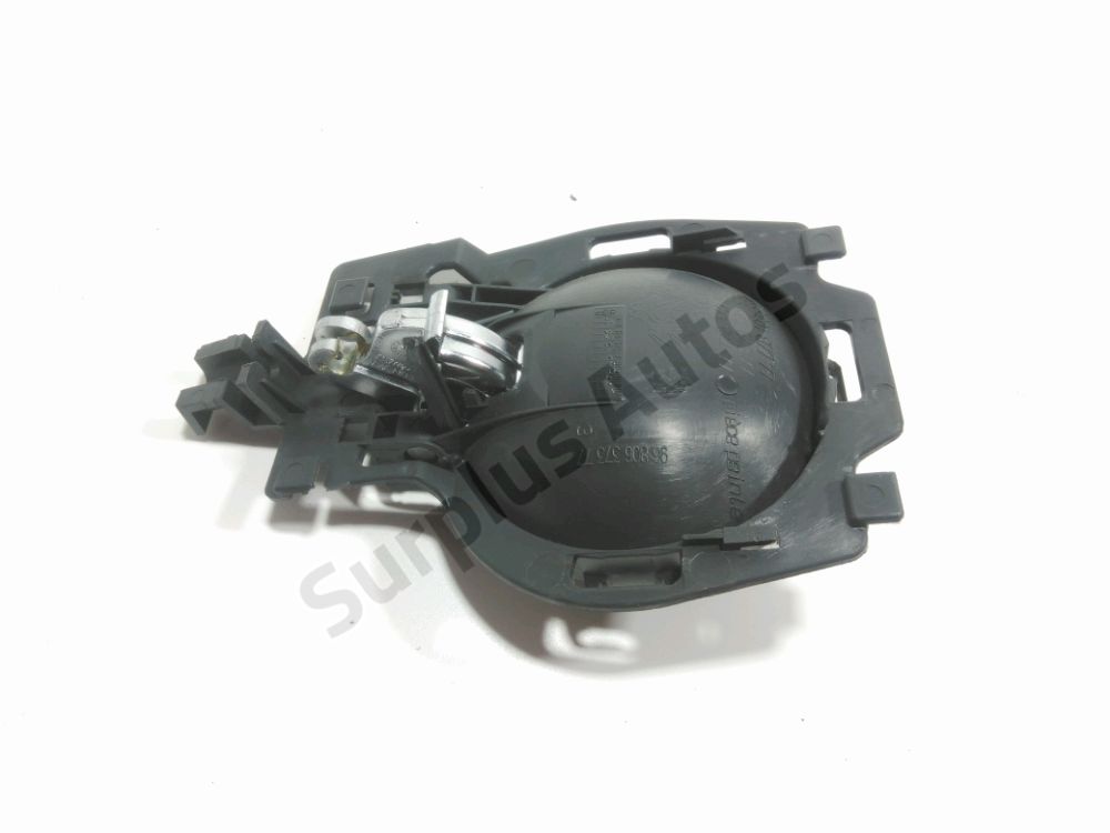 Poignée intérieure porte avant droite