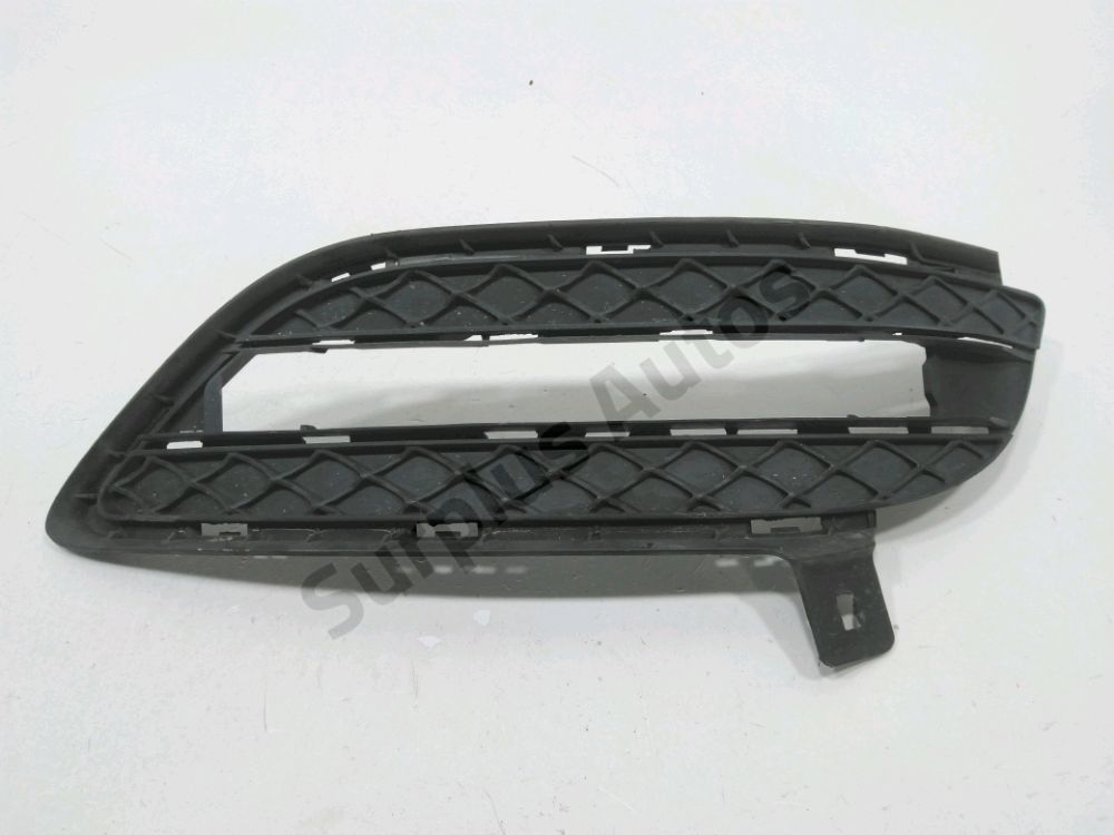 Grille de calandre droite