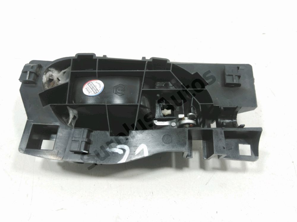 Poignée intérieure porte avant gauche