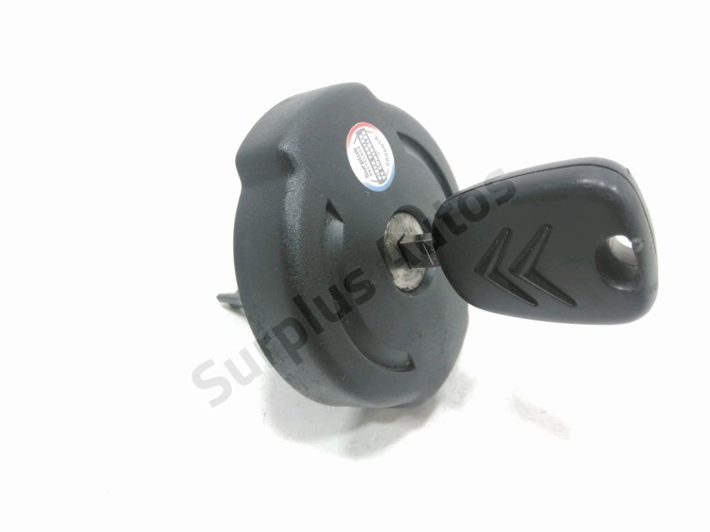 Bouchon de réservoir à carburant