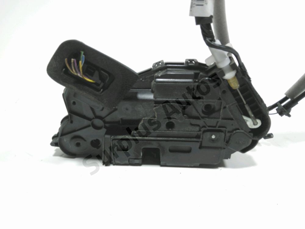 Serrure de porte avant gauche