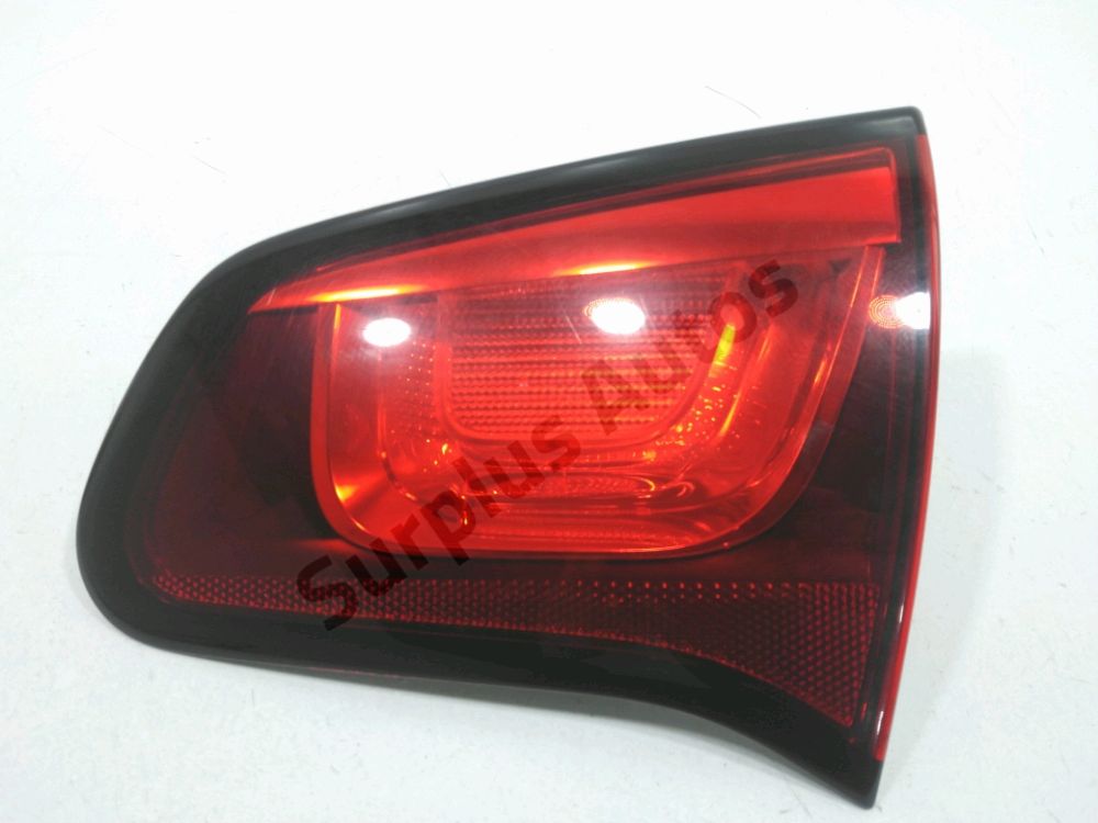 Feu arrière intérieur droit