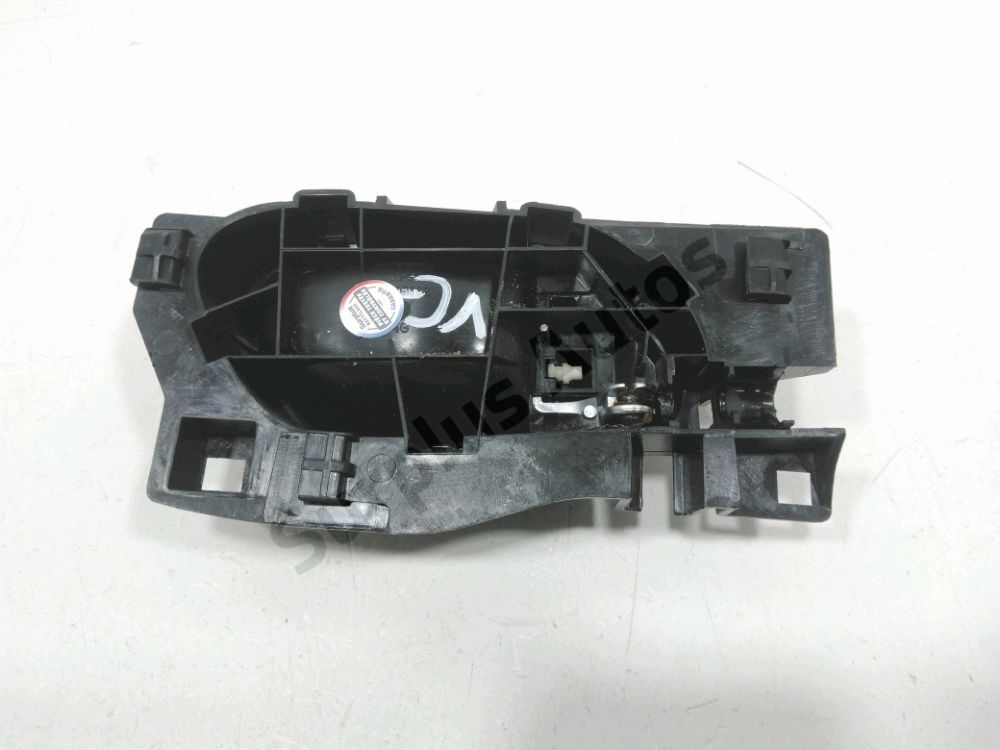 Poignée intérieure porte avant gauche