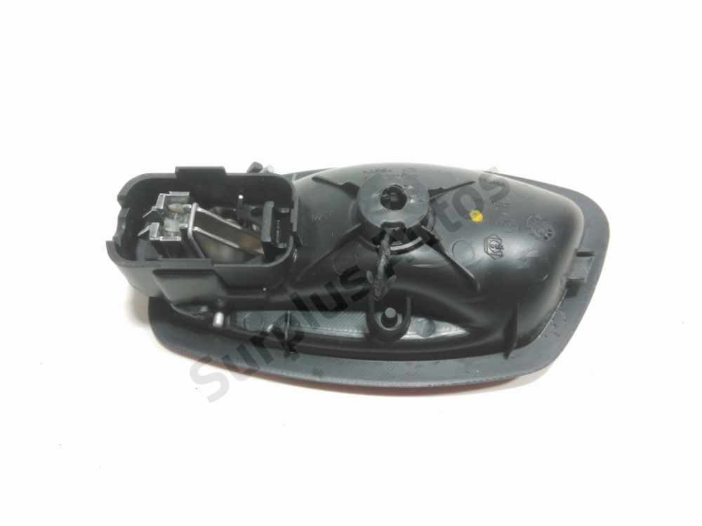 Poignée intérieure porte avant droite