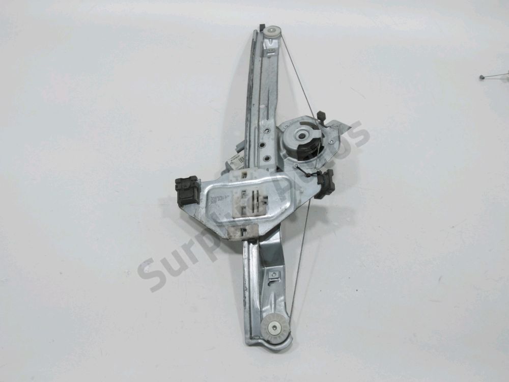 Lève-vitre électrique avant droit