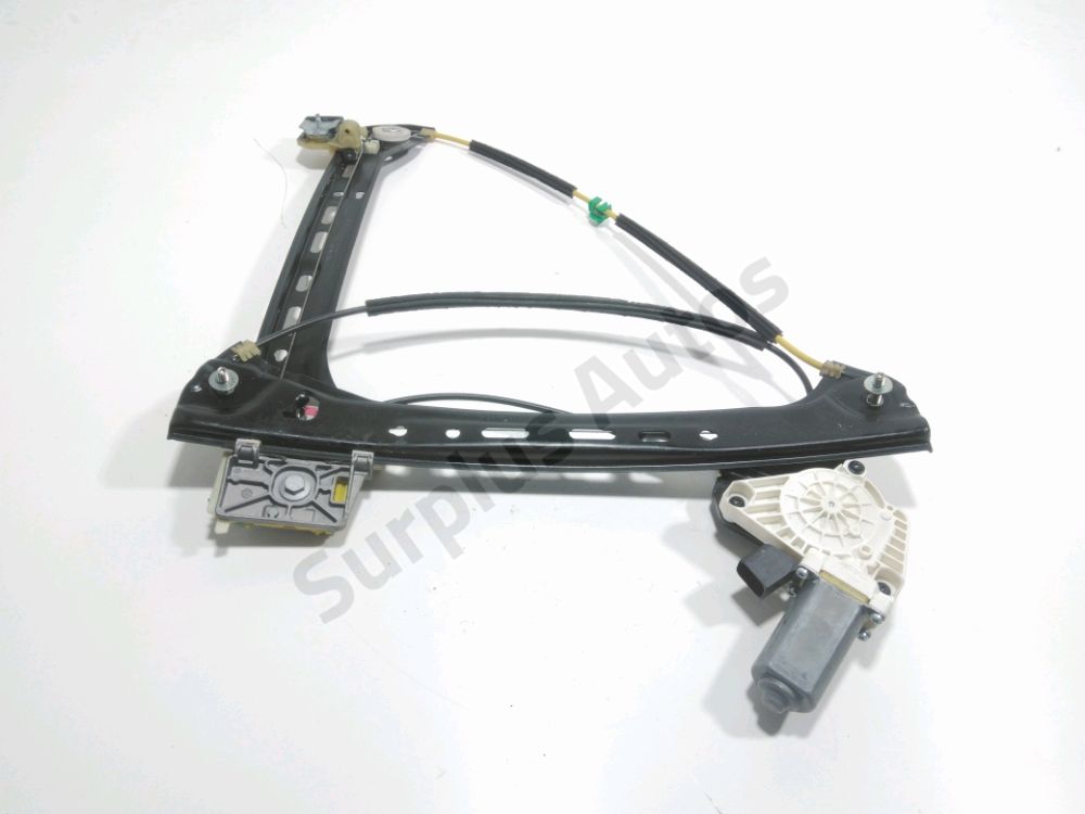 Lève-vitre électrique avant gauche